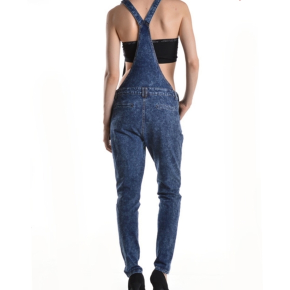 NWT Women knit denim acid wash overalls in size Small And Medium - Picture 4 of 8